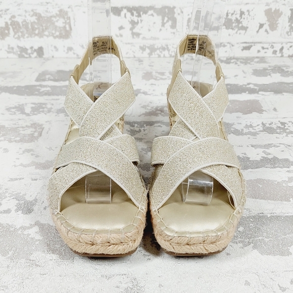 New Me Too Cami Gold Stretch Elastic Mini-Wedge Espadrille Sandal V400 - Picture 7 of 12